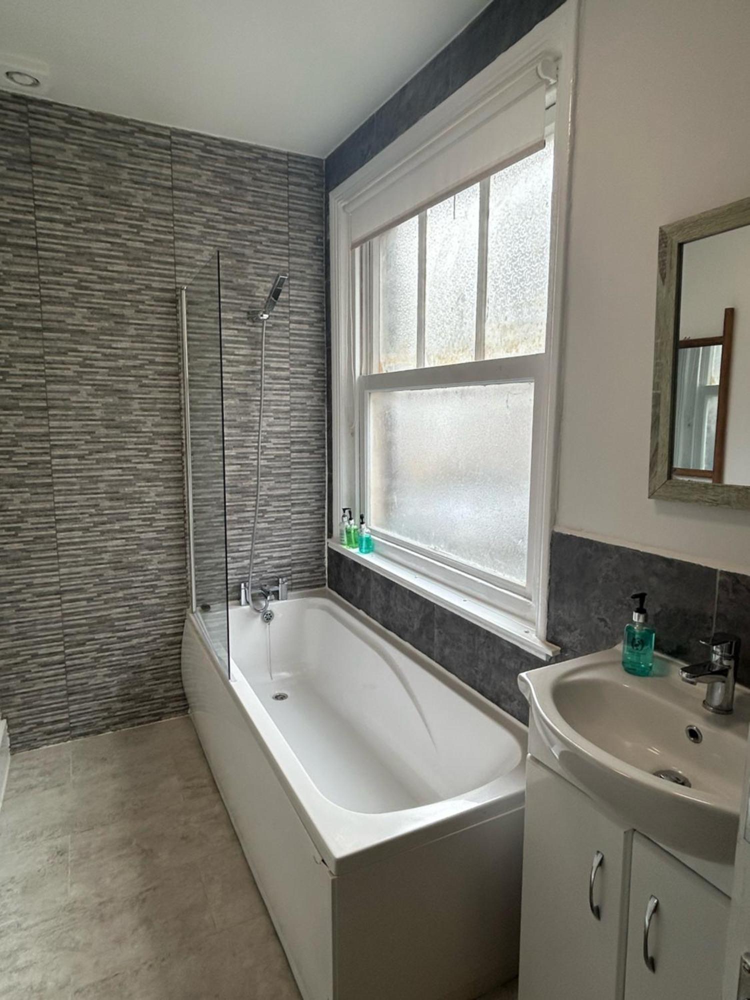Bright Apartment In The Heart Of St Leonards เฮสติงส์ ภายนอก รูปภาพ